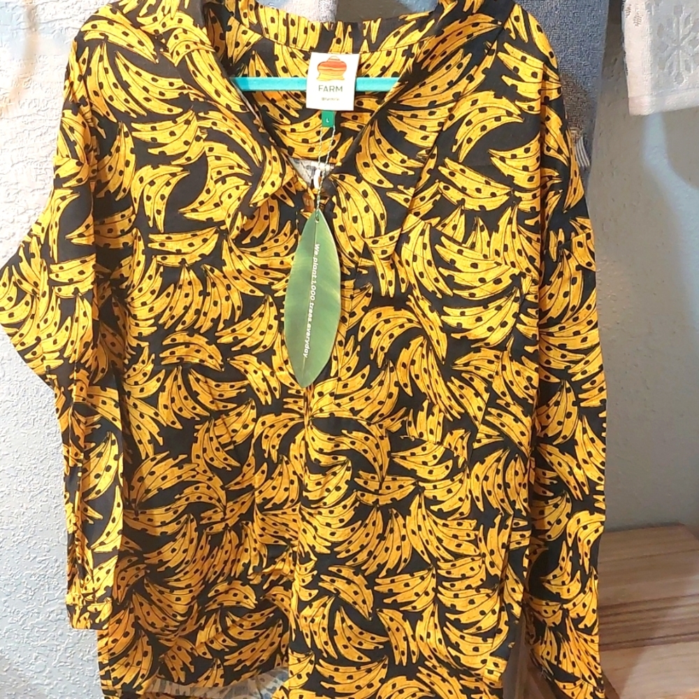 Farm Rio "Spotted Banana" Romper. Tag was removed to try on.